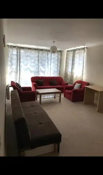 1 Bed Flat on Kennet Street, Reading RG1
